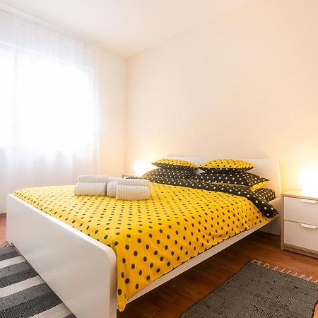 Apartment Noemi Пула Экстерьер фото