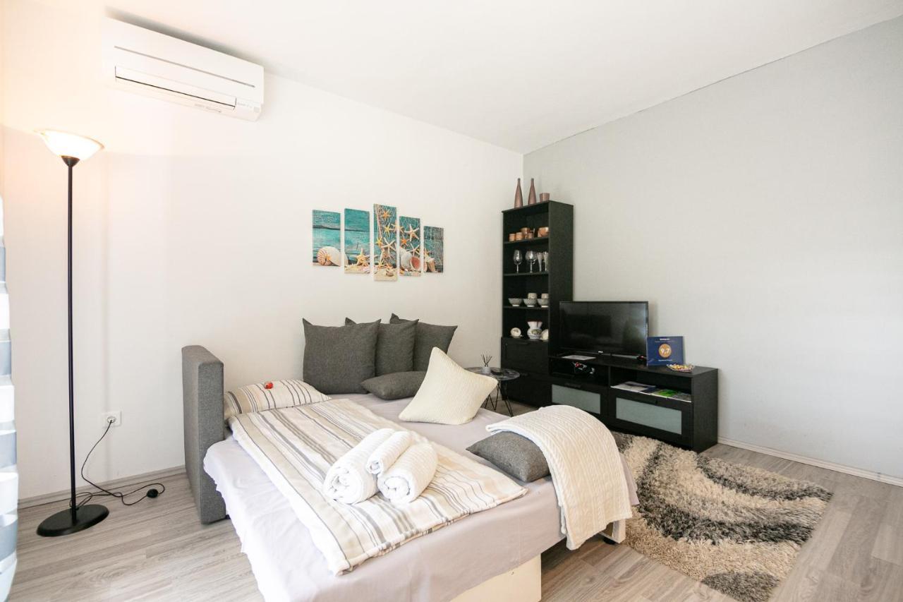Apartment Noemi Пула Экстерьер фото